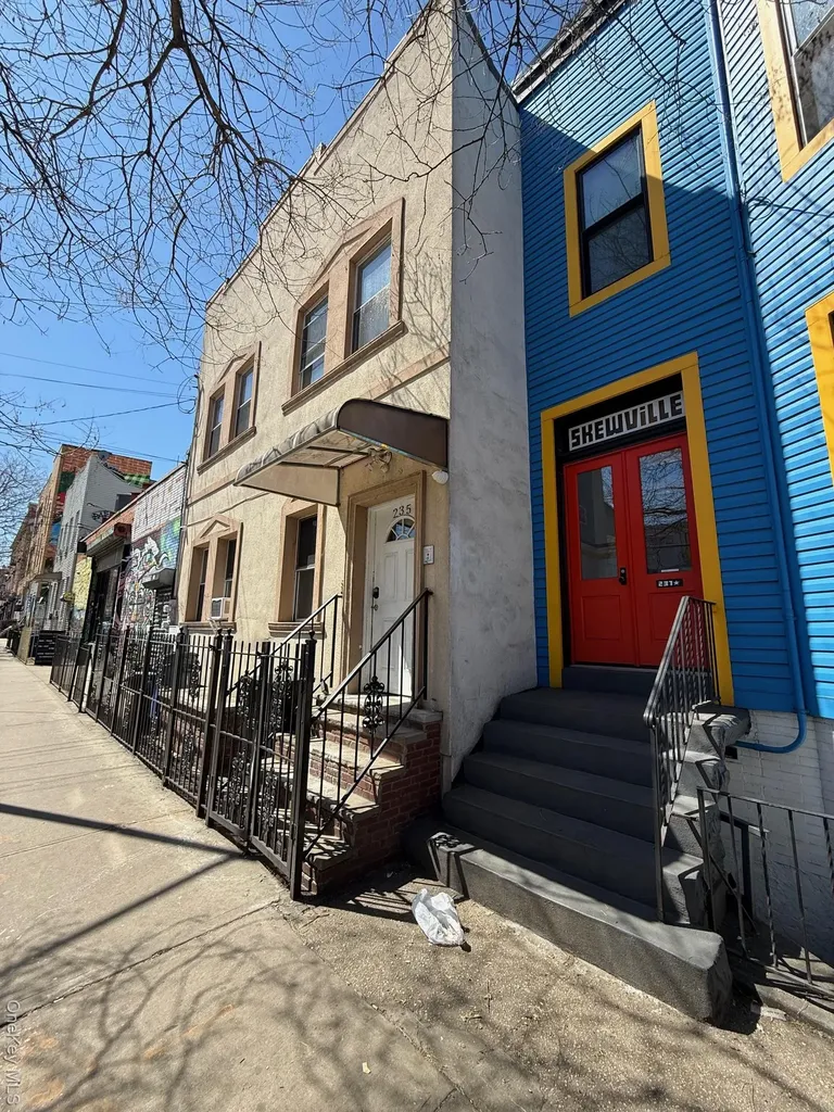 235 Starr Street Brooklyn NY 11237