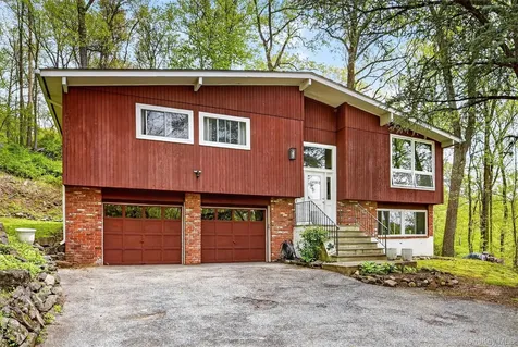20 John Cava Lane Cortlandt Manor NY 10567