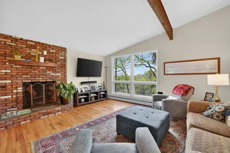20 John Cava Lane Cortlandt Manor NY 10567