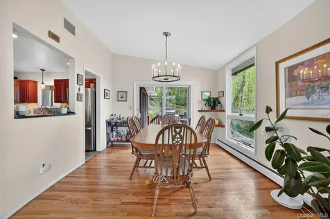 20 John Cava Lane Cortlandt Manor NY 10567