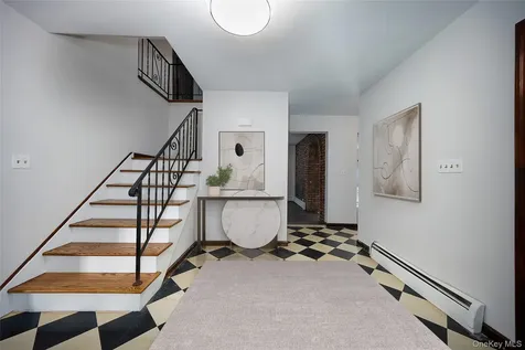 5 Genung Court Hopewell Junction NY 12533