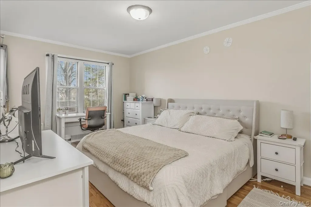 250 Central Avenue Lawrence NY 11559