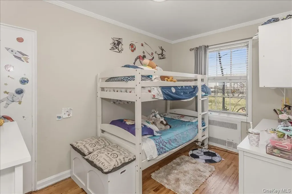 250 Central Avenue Lawrence NY 11559