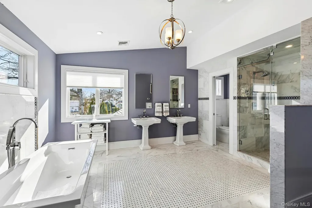 8 Canal Way Hampton Bays NY 11946