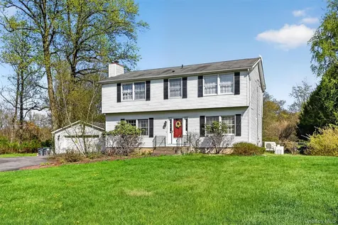 88 Borden Road Walden NY 12586