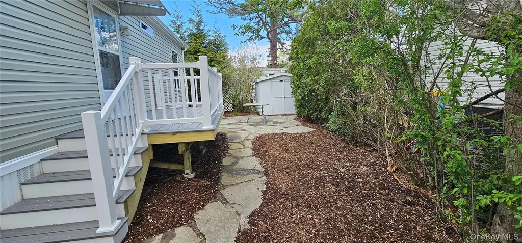525-B26 Riverleigh Avenue Riverhead NY 11901