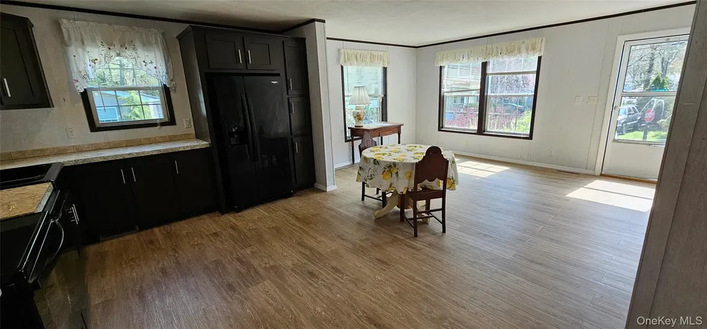 525-B26 Riverleigh Avenue Riverhead NY 11901