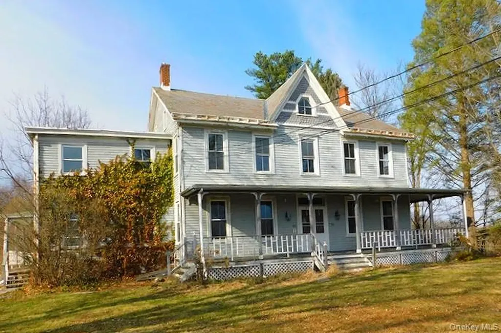 853 Salt Point Turnpike Poughkeepsie NY 12601