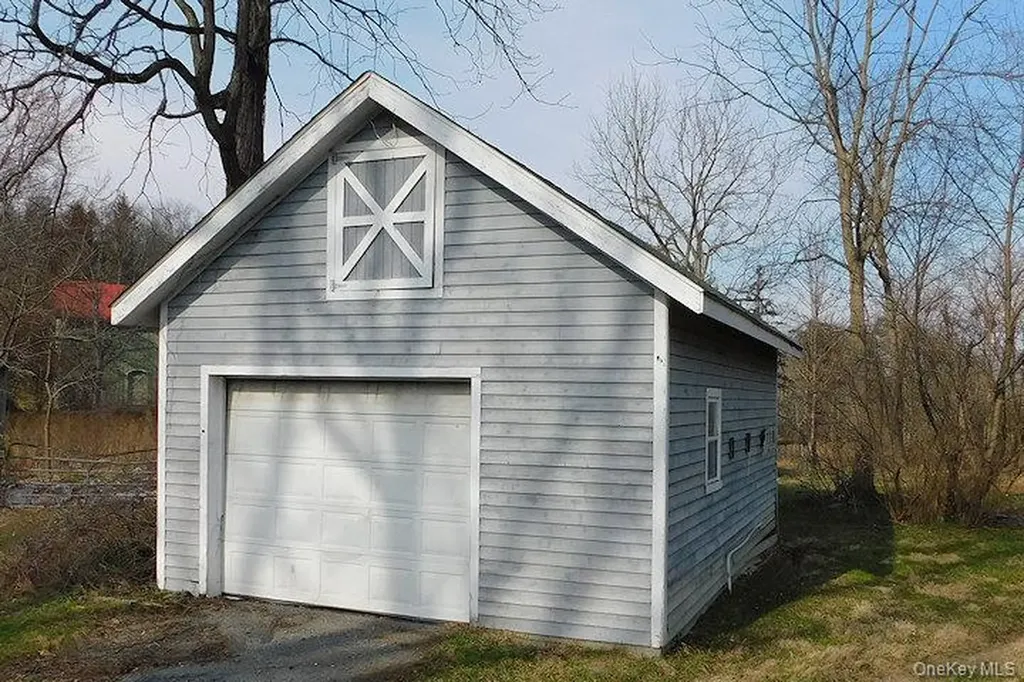 853 Salt Point Turnpike Poughkeepsie NY 12601