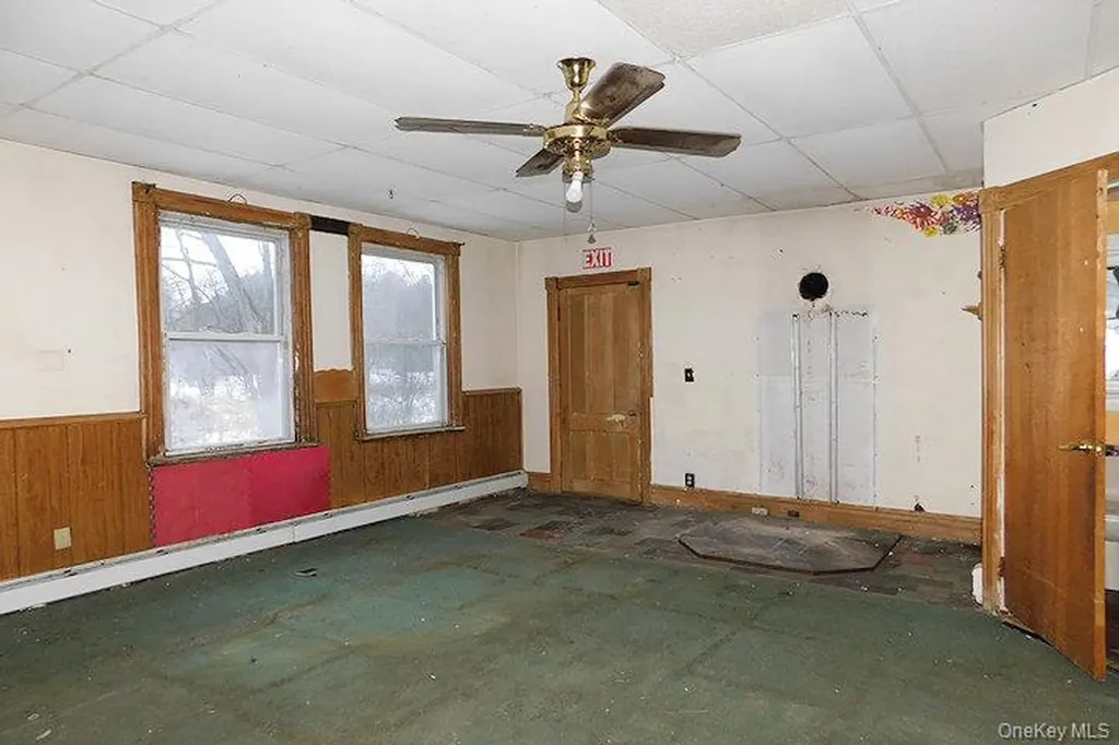 853 Salt Point Turnpike Poughkeepsie NY 12601