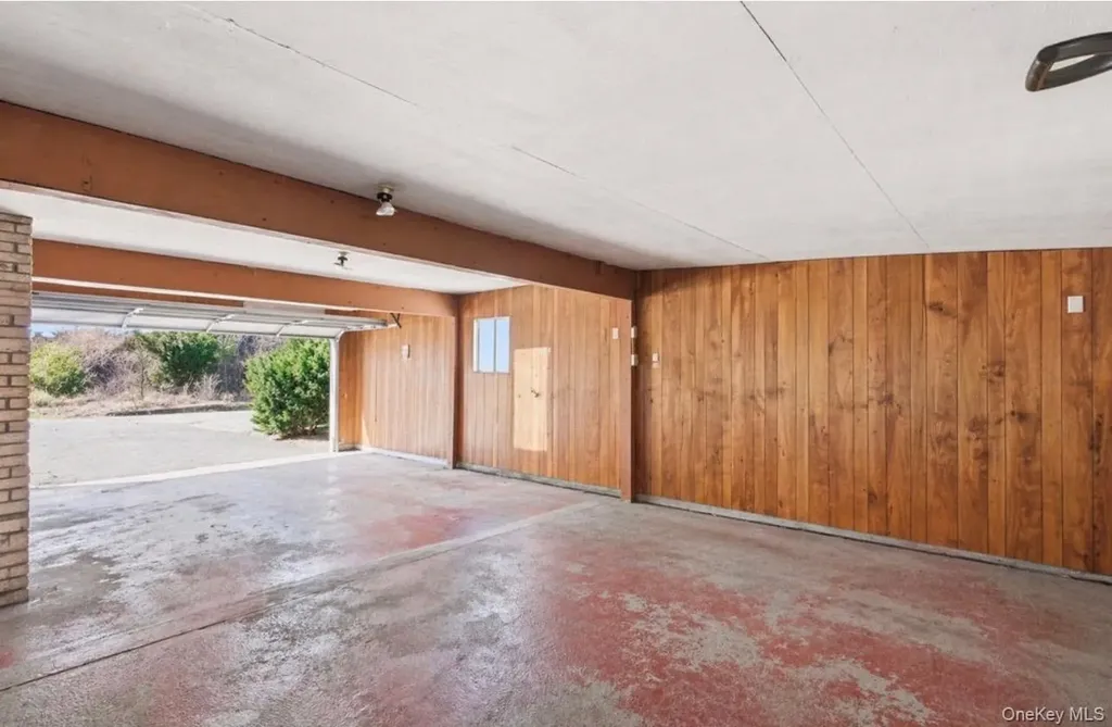 205 Smithtown Polk Boulevard Centereach NY 11720