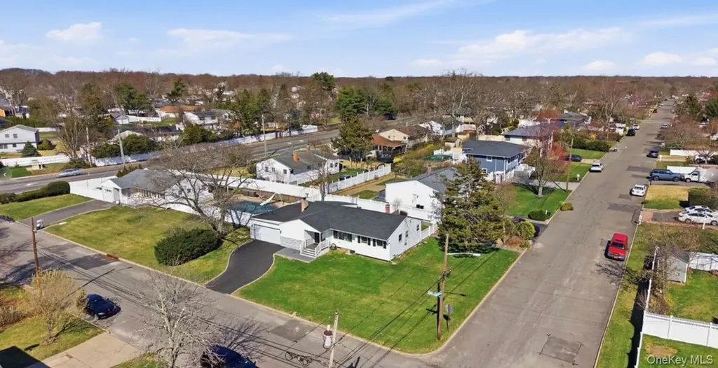 205 Smithtown Polk Boulevard Centereach NY 11720