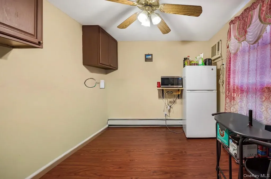758 Wyngate Drive E Valley Stream NY 11580