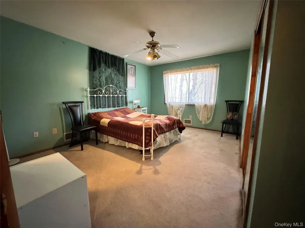 27 Gina Lane Smallwood NY 12778