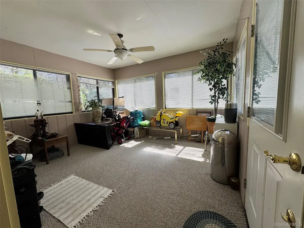 27 Gina Lane Smallwood NY 12778