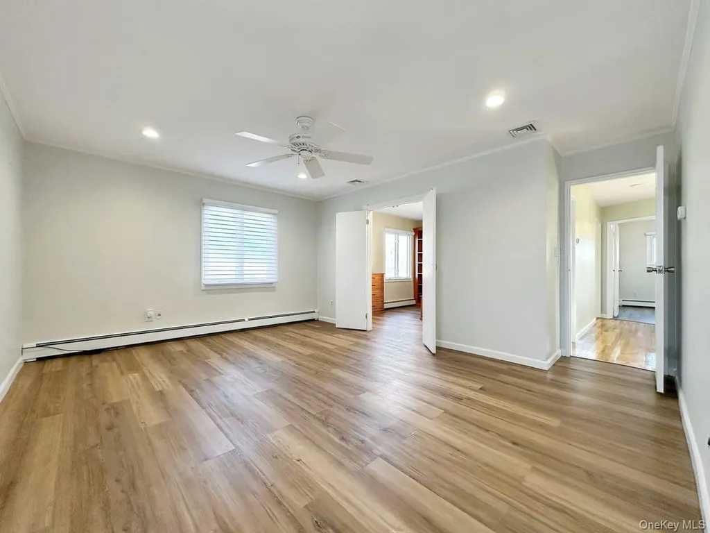 18 Lloyd Lane Nesconset NY 11767