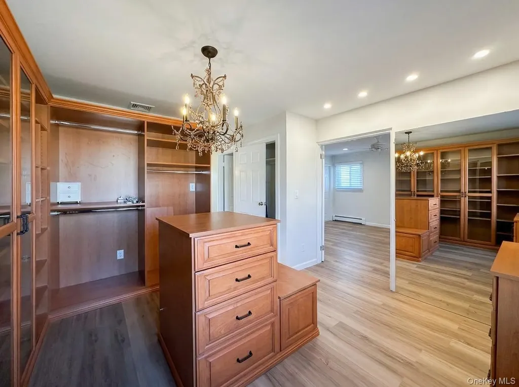 18 Lloyd Lane Nesconset NY 11767