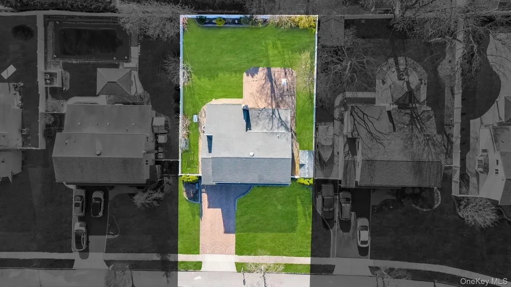 18 Lloyd Lane Nesconset NY 11767