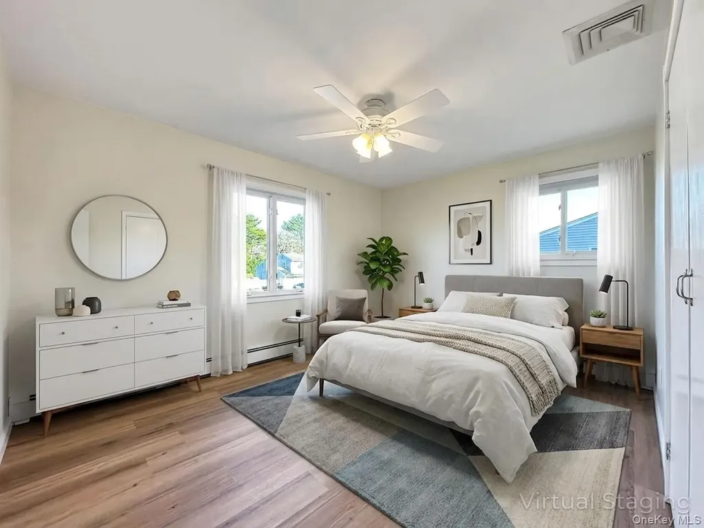 18 Lloyd Lane Nesconset NY 11767