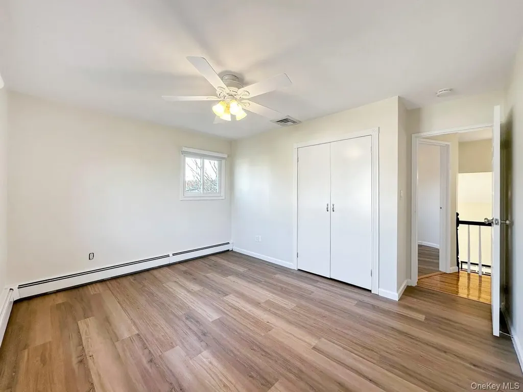 18 Lloyd Lane Nesconset NY 11767