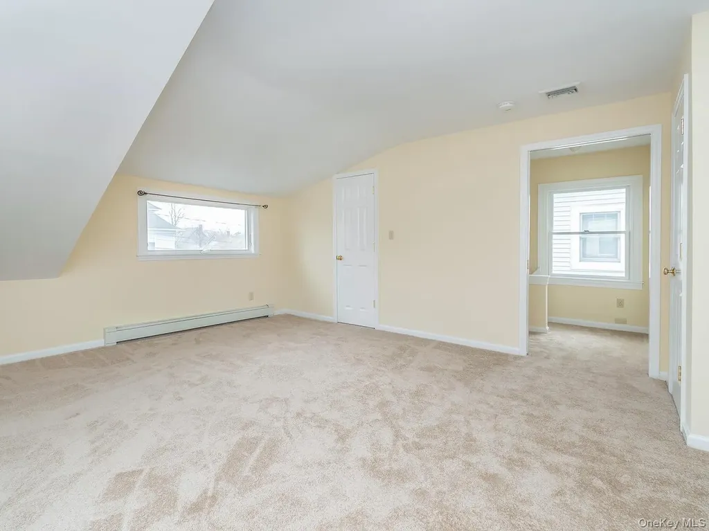 32 9th Avenue Sea Cliff NY 11579