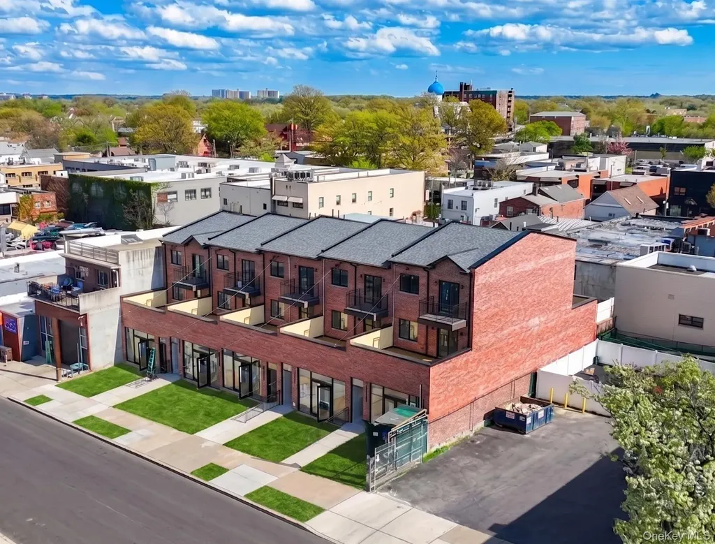 150-18 12th Road Whitestone NY 11357