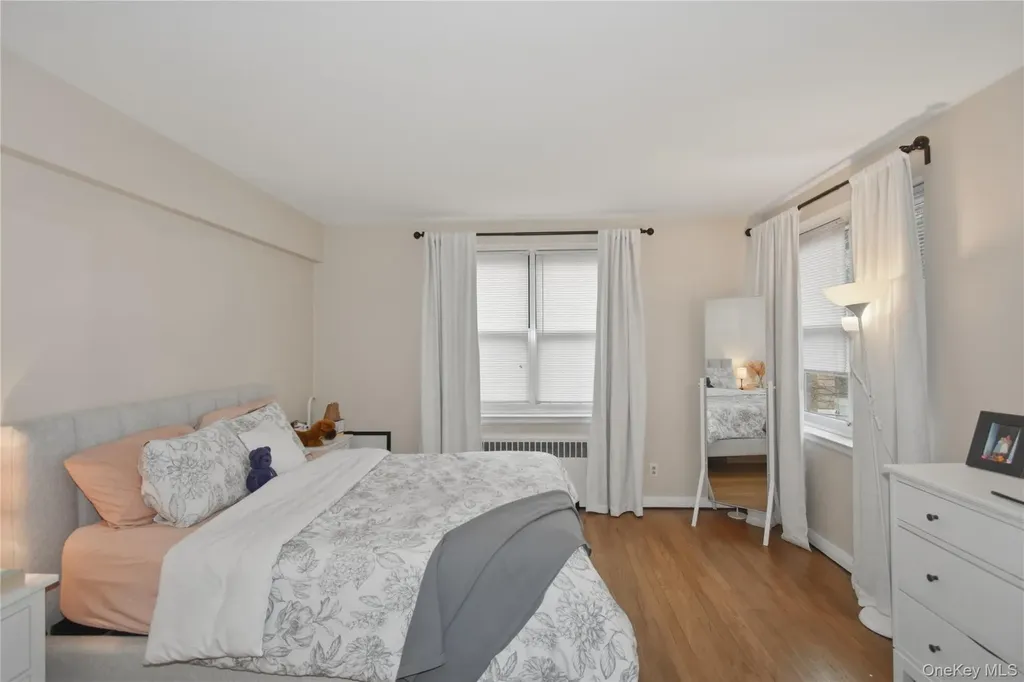 280 Collins Avenue Mount Vernon NY 10552