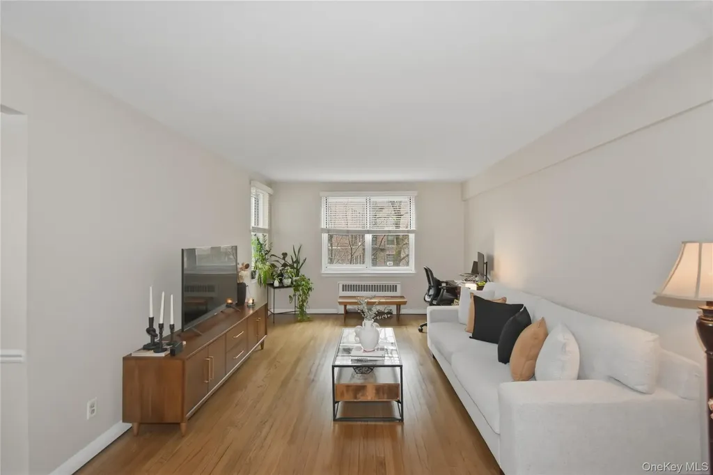 280 Collins Avenue Mount Vernon NY 10552