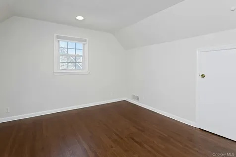26 Dogwood Drive Scarsdale NY 10583