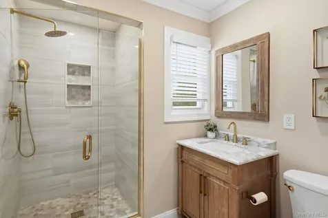 12 S Canterbury Road S Harrison NY 10528
