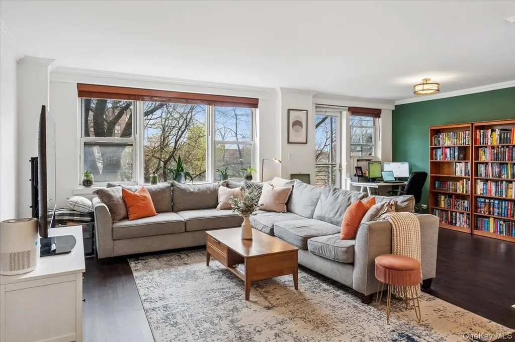 3135 Johnson Avenue Bronx NY 10463