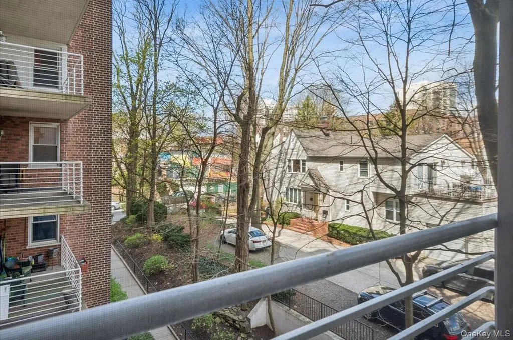 3135 Johnson Avenue Bronx NY 10463