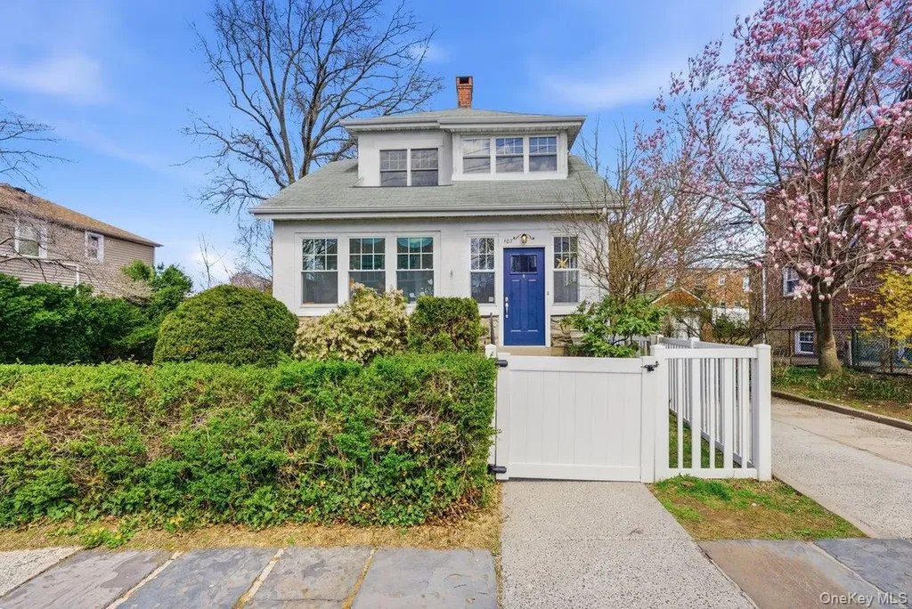 107 Edgewood Avenue Yonkers NY 10704