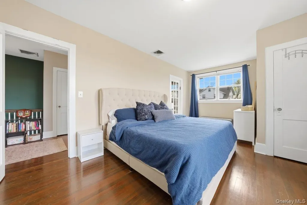 107 Edgewood Avenue Yonkers NY 10704