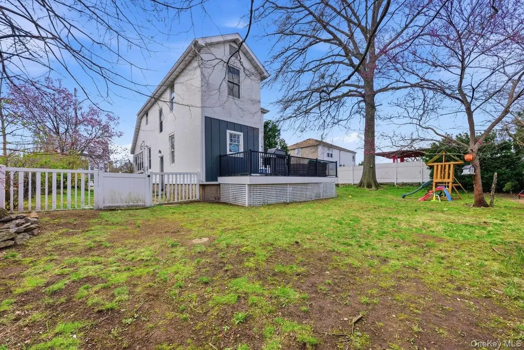 107 Edgewood Avenue Yonkers NY 10704