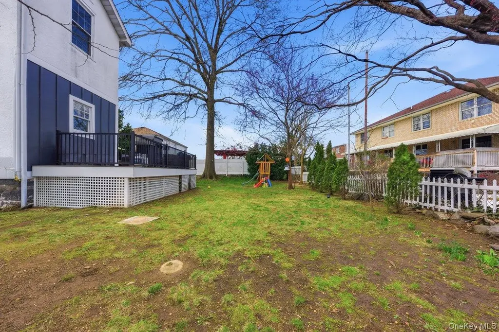 107 Edgewood Avenue Yonkers NY 10704