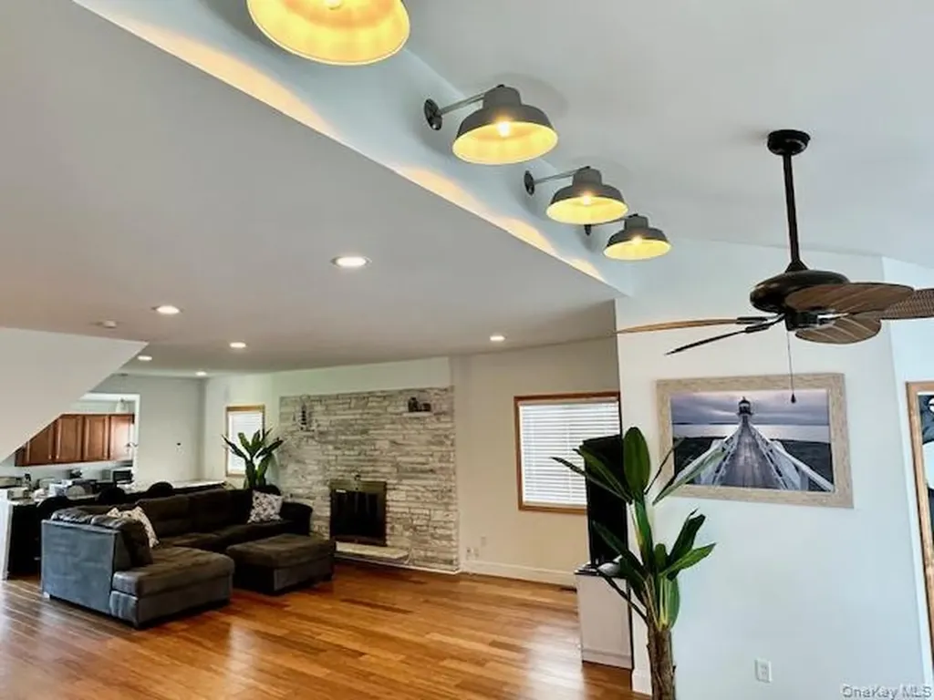 2898 Edgemere Drive Call Listing Agent NY 14612