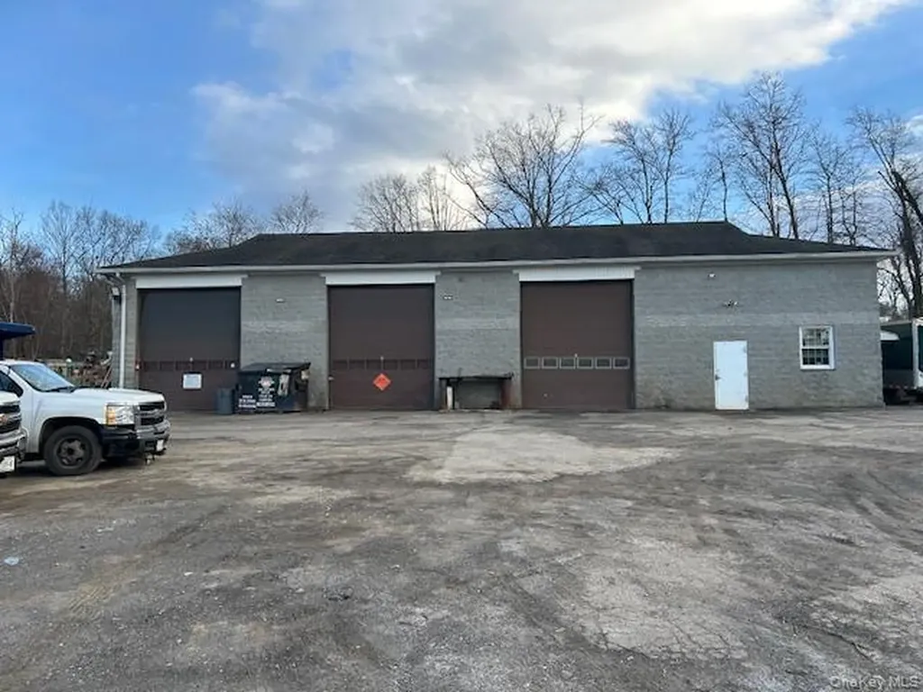 2990 Navajo Road Yorktown Heights NY 10598