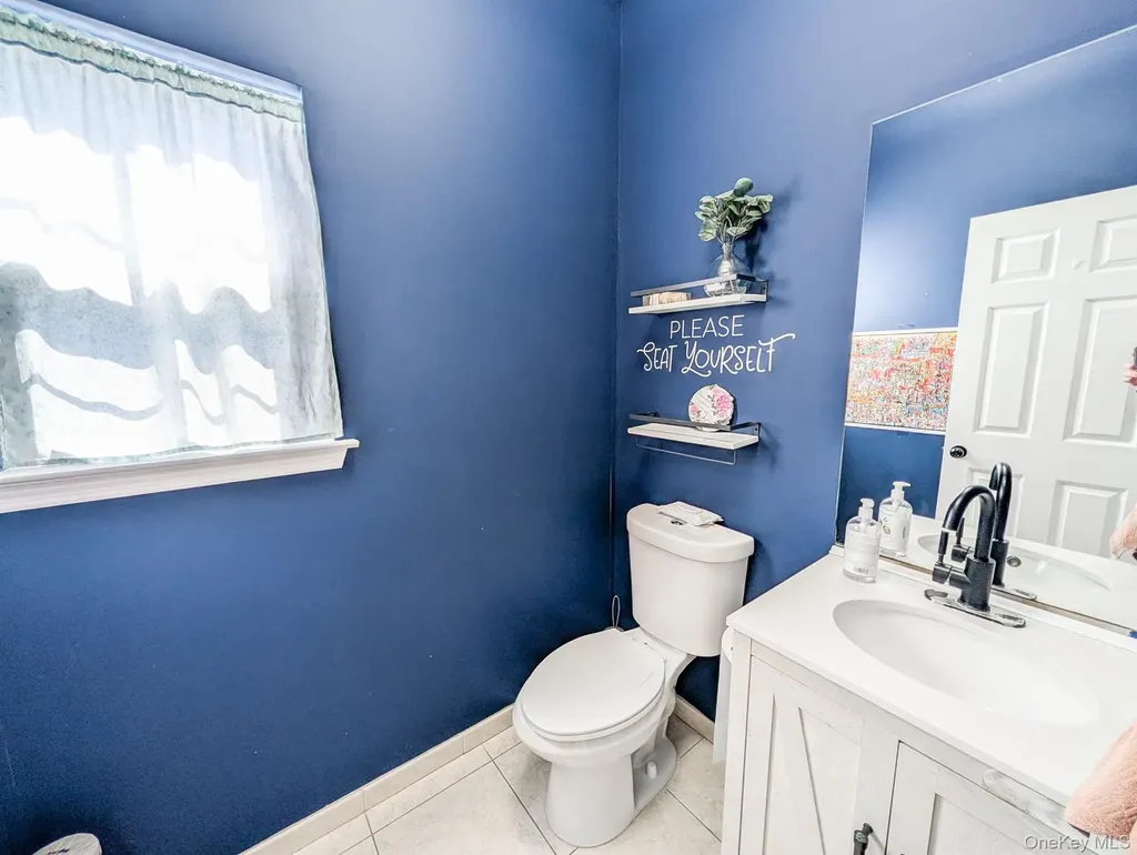 71 Elm Avenue Coram NY 11727