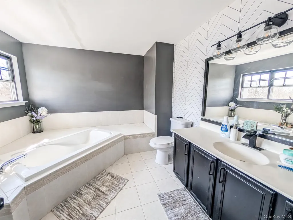 71 Elm Avenue Coram NY 11727