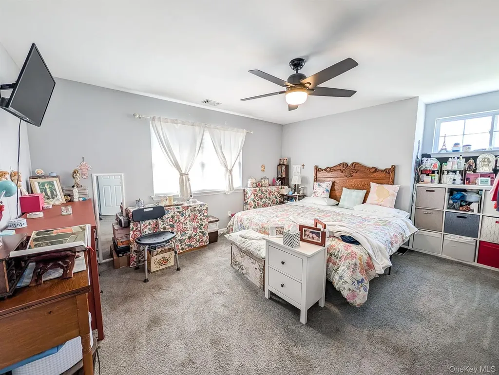 71 Elm Avenue Coram NY 11727