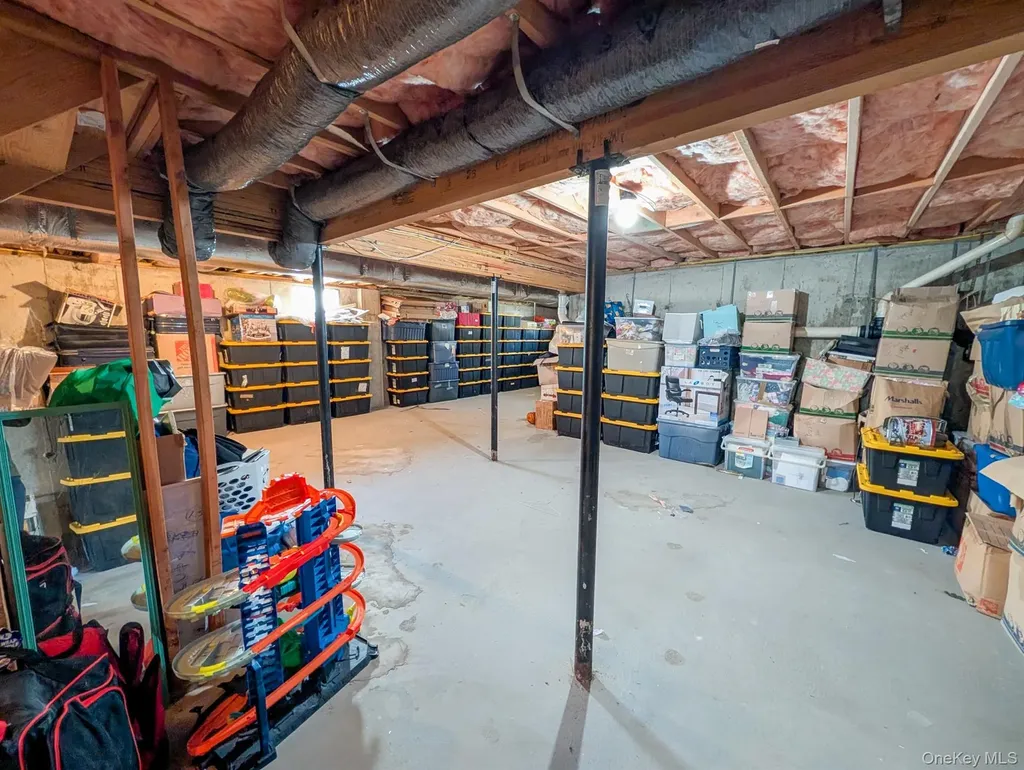 71 Elm Avenue Coram NY 11727