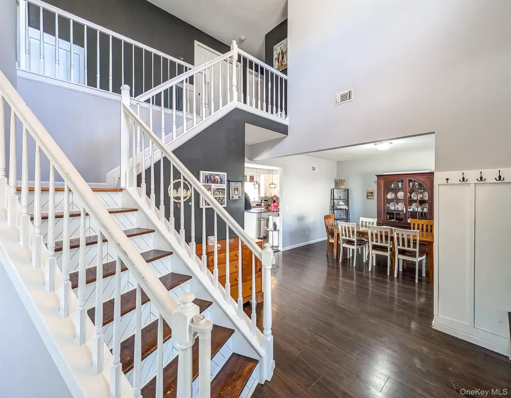 71 Elm Avenue Coram NY 11727