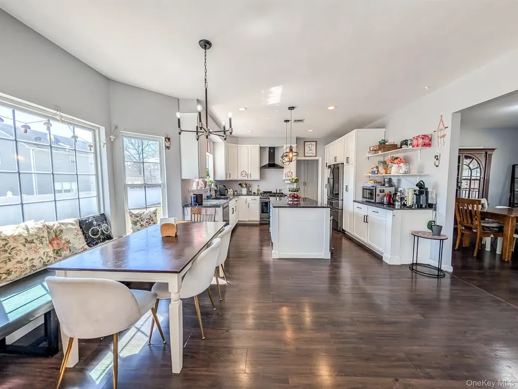 71 Elm Avenue Coram NY 11727