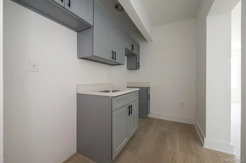 936 College Avenue Bronx NY 10456