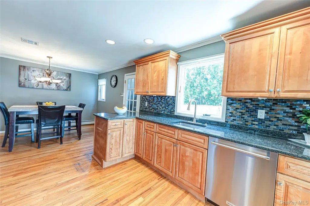 54 Westfield Drive Centerport NY 11721