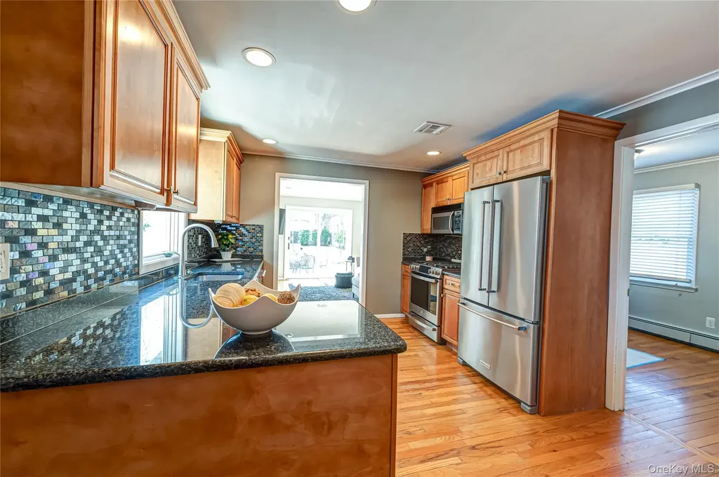 54 Westfield Drive Centerport NY 11721