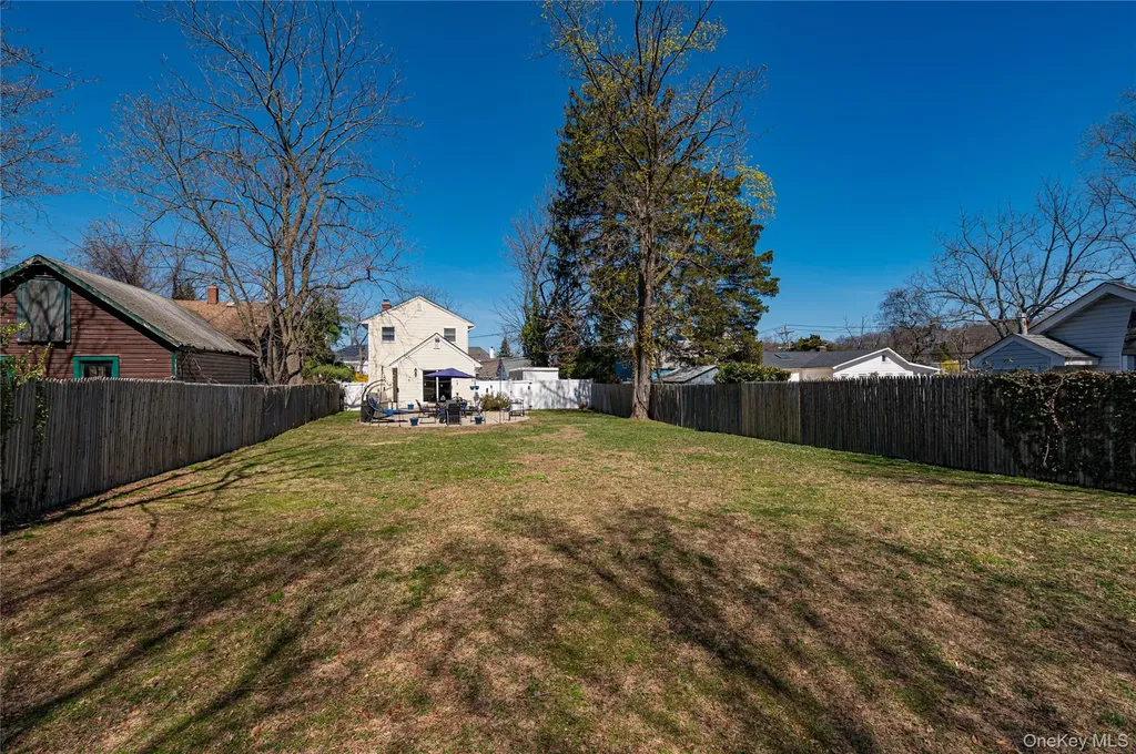 54 Westfield Drive Centerport NY 11721