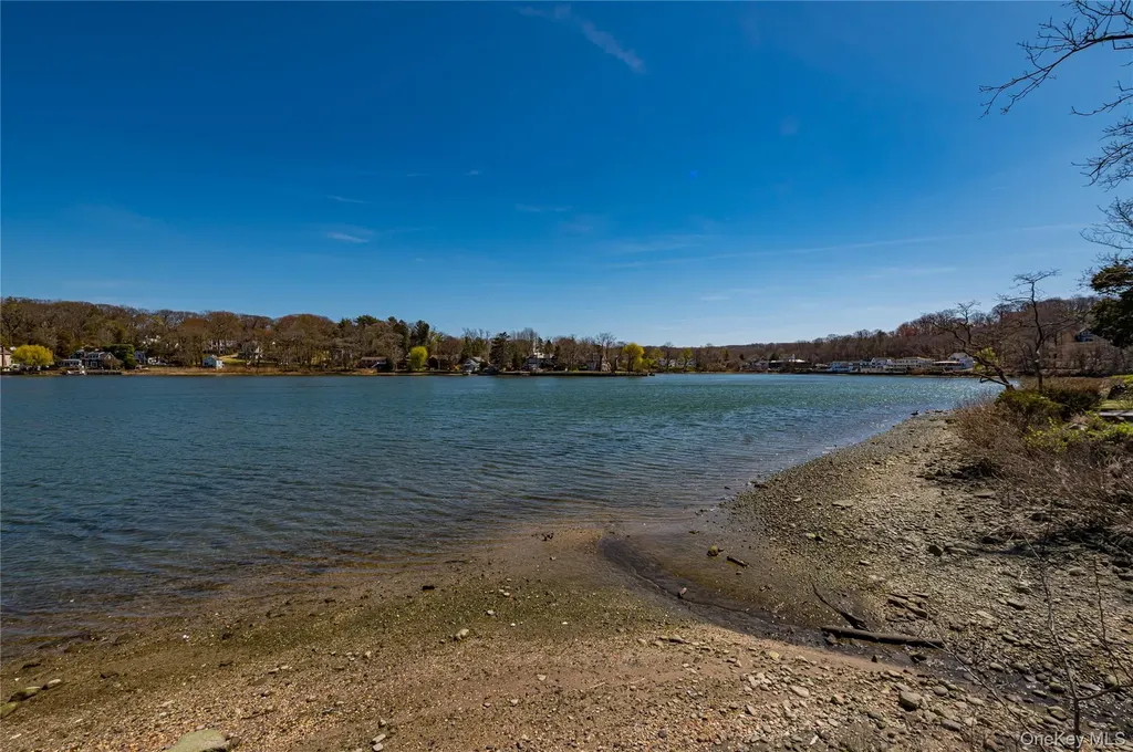 54 Westfield Drive Centerport NY 11721