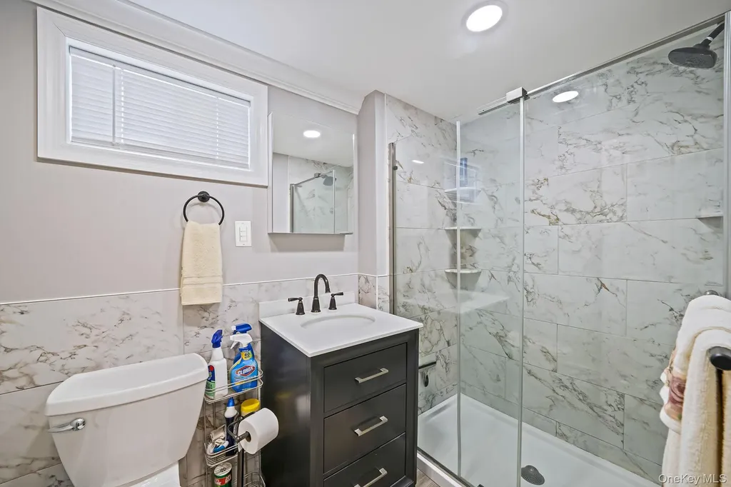 159 Shady Lane Smithtown NY 11787